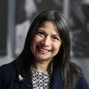 Sunshine Deffner Headshot Square